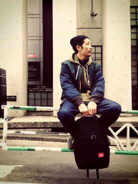「Alpha Industries（アルファインダストリーズ）のアイテム（ミリタリージャケット）」を使った、内野 大悟さん（メンズ・177cm）の春コーディネート