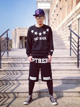 「PYREX VISION（パイレックスヴィジョン）のアイテム（その他パンツ）」を使った、何維さん（メンズ・180cm）の夏コーディネート