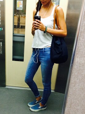 「Abercrombie&Fitch（アバークロンビーアンドフィッチ）のアイテム（バッグ）」を使った、sese228さん（レディース・157cm）の秋コーディネート