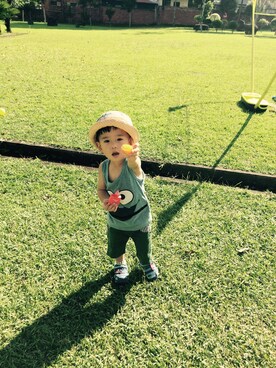 「NOのアイテム（帽子）」を使った、懷特さん（キッズ・80cm）の夏コーディネート