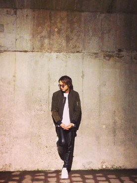 「TOPMAN（トップマン）のアイテム（ニット/セーター）」を使った、根本健太郎さん（メンズ・170cm）の冬コーディネート