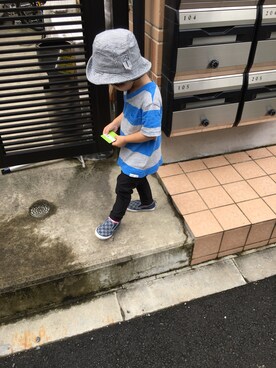 「アイテム（デニムパンツ）」を使った、junta さん（メンズ・90cm）の秋コーディネート