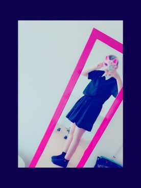 「UNIQLO Tシャツ」｜「アイテム（スカート）」を使った、# aiさん（レディース・161cm）の秋コーディネート