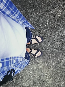 「SHIPS（シップス）のアイテム（パンツ、ブルー系）」を使った、masashiさん（メンズ・170cm）の夏コーディネート