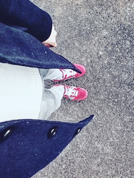 「BROOKS（ブルックス）のアイテム（スニーカー、レッド系）」を使った、masashiさん（メンズ・170cm）の冬コーディネート