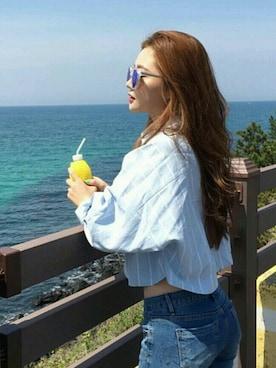 「chuu（チュー）のアイテム（トップス）」を使った、mossbeanさん（レディース・165cm）の春コーディネート