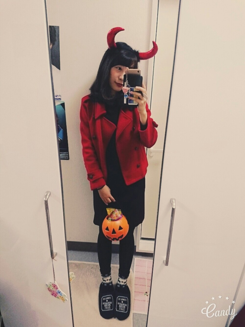「ハロウィン、デビル、ハロウィンパーティー」｜「Cutie Blondeのアイテム（ピーコート、レッド系）」を使った、いちさん🐻さん（レディース・163cm）の秋コーディネートの1枚目の写真