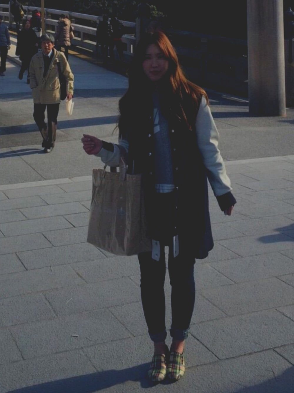 sacai luckのスタジャンを使ったレディース人気ファッション