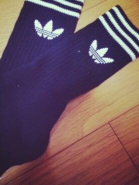 「adidas（アディダス）のアイテム（ソックス/靴下、ブラック系）」を使った、わたぽちさん（レディース・154cm）の夏コーディネート