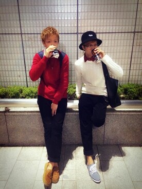 「UNIQLO（ユニクロ）のアイテム（ニット/セーター、レッド系）」を使った、よしきさん（メンズ・175cm）の秋コーディネート