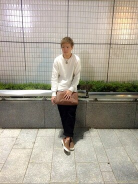 「X'tyleのアイテム（スウェット、ホワイト系）」を使った、よしきさん（メンズ・175cm）の秋コーディネート
