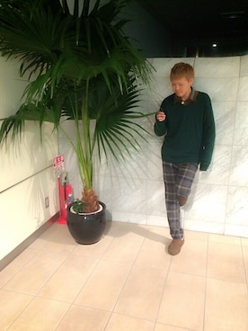 「TENDER（テンダー）のアイテム（シャツ/ブラウス、ブラウン系）」を使った、よしきさん（メンズ・175cm）の秋コーディネート