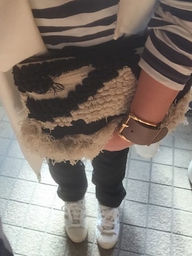 「アイテム（クラッチバッグ）」を使った、みっくさん（レディース・152cm）の秋コーディネート