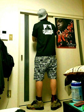 XLARGERさんのコーディネート