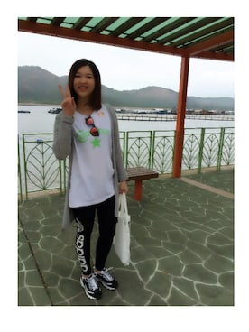 「Addict CONVERSE（アディクト　コンバース）のアイテム」を使った、Vanessa. Saさん（レディース・164cm）の冬コーディネート