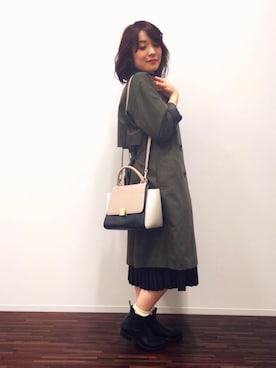 「united arrows」｜「アイテム（トレンチコート）」を使った、guchicoさん（レディース・160cm）の秋コーディネート