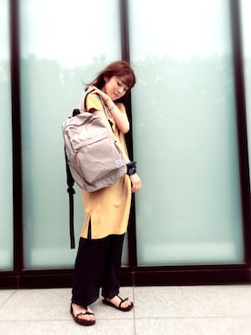 「アイテム（バックパック/リュック、グレー系）」を使った、guchicoさん（レディース・160cm）の夏コーディネート