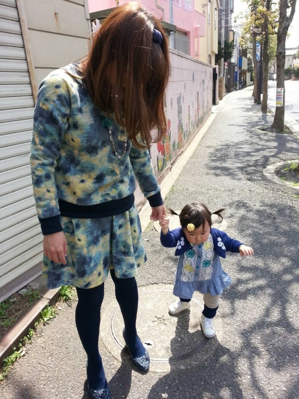 「入園式」｜「OZOCの花柄セットアップ（セットアップ、ブルー系）」を使った、ストウリエさん（レディース・152cm）の春コーディネートの1枚目の写真