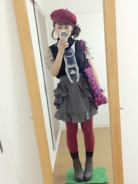「タイツ×靴下」｜「アイテム（腕時計）」を使った、アカネ混柄問さん（レディース・148cm）の秋コーディネート