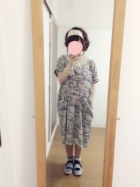 アカネ混柄問さんのコーディネート