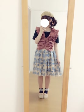 アカネ混柄問さんのコーディネート