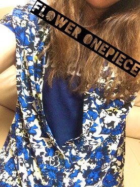 「LOUNGEDRESS（ラウンジドレス）の花柄ワンピース（ワンピース、ブルー系）」を使った、みゆとさん（レディース・160cm）の夏コーディネート