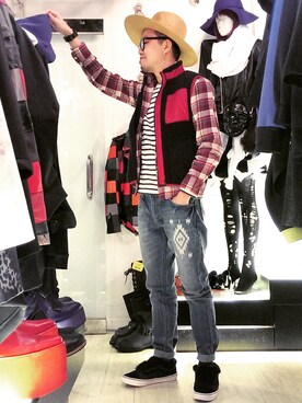 「old skool」｜「アイテム（パンツ）」を使った、Paak Chanさん（メンズ・173cm）の冬コーディネート