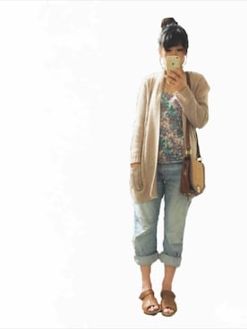 「B.L.U.E（ビーエルユーイー）のアイテム（パンツ）」を使った、かほさん（レディース・159cm）の春コーディネート