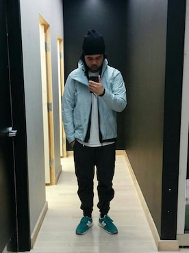 「NEWBALANCE」｜「アイテム（ナイロンジャケット）」を使った、jpさん（メンズ・180cm）の冬コーディネート
