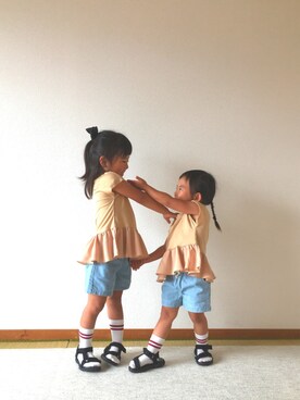 「petit main（プティマイン）のアイテム（シューズ）」を使った、tomomiさん（キッズ・100cm）の夏コーディネート