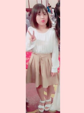 「nueeのアイテム（ワンピース、ベージュ系）」を使った、little an ningさん（レディース・151cm）の秋コーディネート