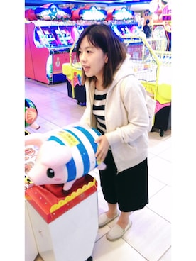 「UNIQLO（ユニクロ）のアイテム（ジャケット/アウター、ホワイト系）」を使った、little an ningさん（レディース・151cm）の冬コーディネート