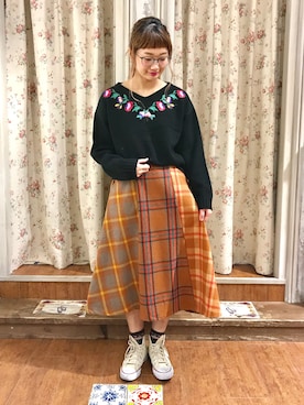 「アイテム（スカート、オレンジ系）」を使った、つぅちゃんさん（レディース・157cm）の秋コーディネート