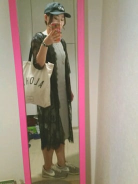 「GU（ジーユー）のアイテム（Tシャツ/カットソー、グレー系）」を使った、めぐマイケルさん（レディース・157cm）の秋コーディネート