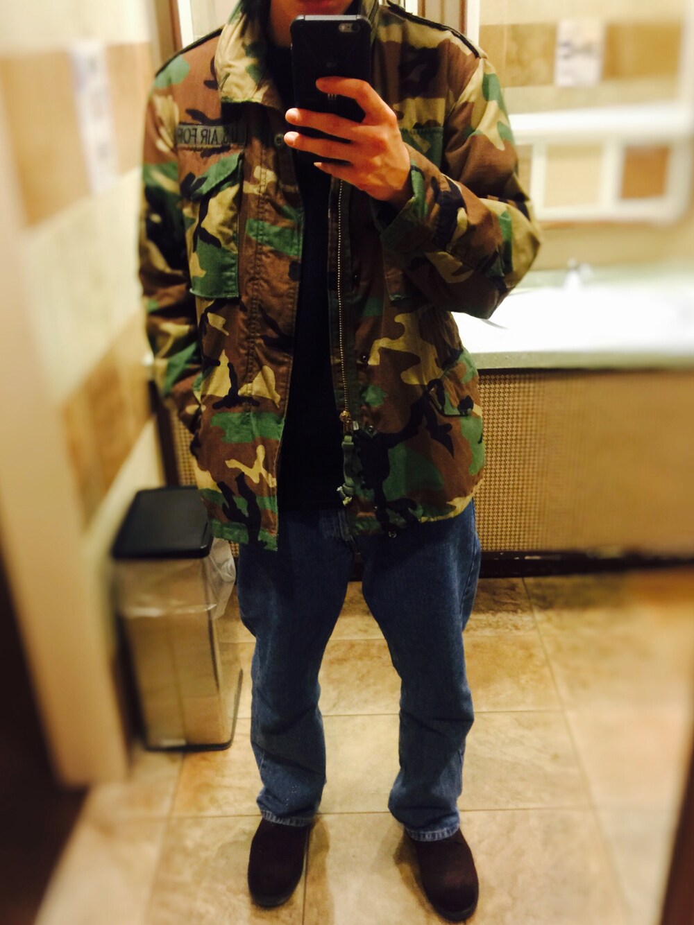「古着、Polo Ralph Lauren、HARE、vintage、M-65、カモフラ、デニム、ブーツ、ブラウン、ミリタリー」｜「VINTAGEのアイテム（ミリタリージャケット、グリーン系）」を使った、ジマさん（メンズ・177cm）の秋コーディネートの1枚目の写真