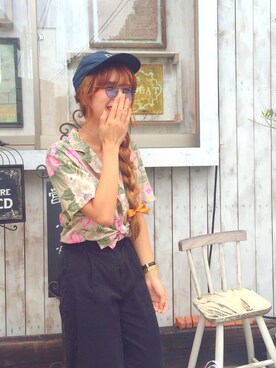 「アイテム（キャップ）」を使った、中谷愛さん（レディース・158cm・20代）の夏コーディネート