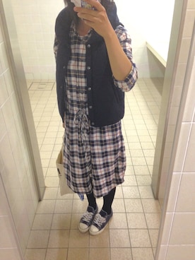 「アイテム（シャツワンピース、レッド系）」を使った、ぐるみさん（レディース・172cm）の秋コーディネート