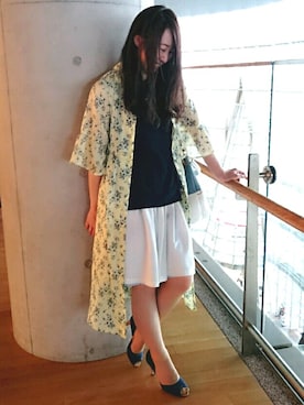 「美術館」｜「アイテム（タンクトップ）」を使った、harukaさん（レディース・160cm）の夏コーディネート