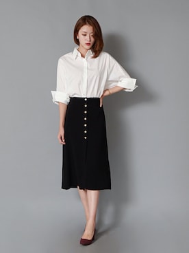 「アイテム（パンプス）」を使った、SINOWSさん（レディース・173cm）の秋コーディネート