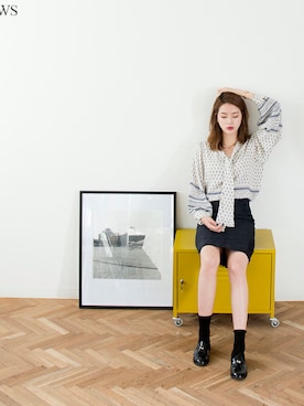 「アイテム（モカシン/デッキシューズ）」を使った、SINOWSさん（レディース・173cm・20代）の秋コーディネート