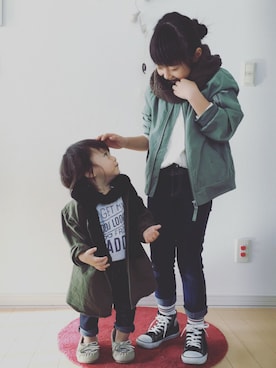「アイテム（モカシン/デッキシューズ）」を使った、kyokyoさん（キッズ・80cm）の冬コーディネート