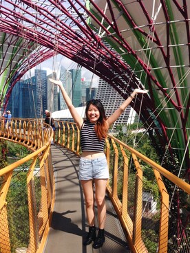 「Factorie（ファクトリエ）のアイテム（パンツ）」を使った、Katie さん（レディース・172cm）の夏コーディネート