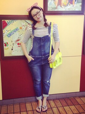 「MANGO（マンゴ）のアイテム（サロペット/オーバーオール）」を使った、Sunny Fanさん（レディース・170cm）の秋コーディネート