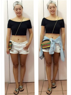 「アイテム（ビーチサンダル、ブラック系）」を使った、Sunny Fanさん（レディース・170cm）の夏コーディネート