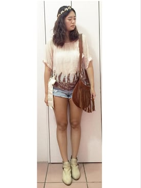 「ALDO（アルド）のアイテム（ヘアアクセサリー）」を使った、Sunny Fanさん（レディース・170cm）の秋コーディネート