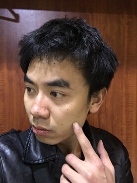 「PHILIPP PLEIN（フィリッププレイン）のアイテム」を使った、YB79 Gucci Yangboさん（メンズ・185cm）の冬コーディネート