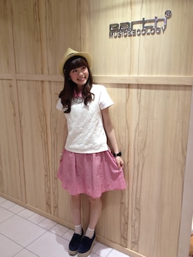 earth 名古屋パルコ店さんのコーディネート