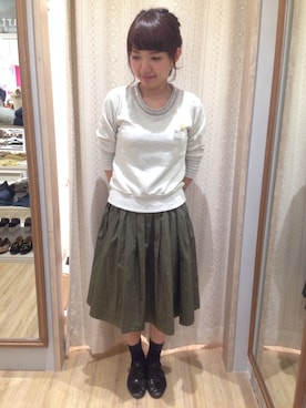 earth 名古屋パルコ店さんのコーディネート