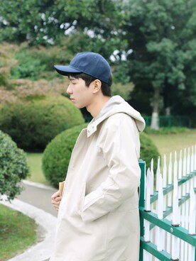 「hongwithhongのアイテム（トレンチコート、ベージュ系）」を使った、kaedeさん（メンズ・182cm）の秋コーディネート