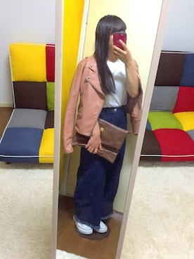 momo is wearing LOWRYS FARM "スタンドＷライダース　508631"